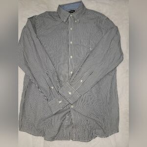 Chaps Black and White Casual Button Down Shirt